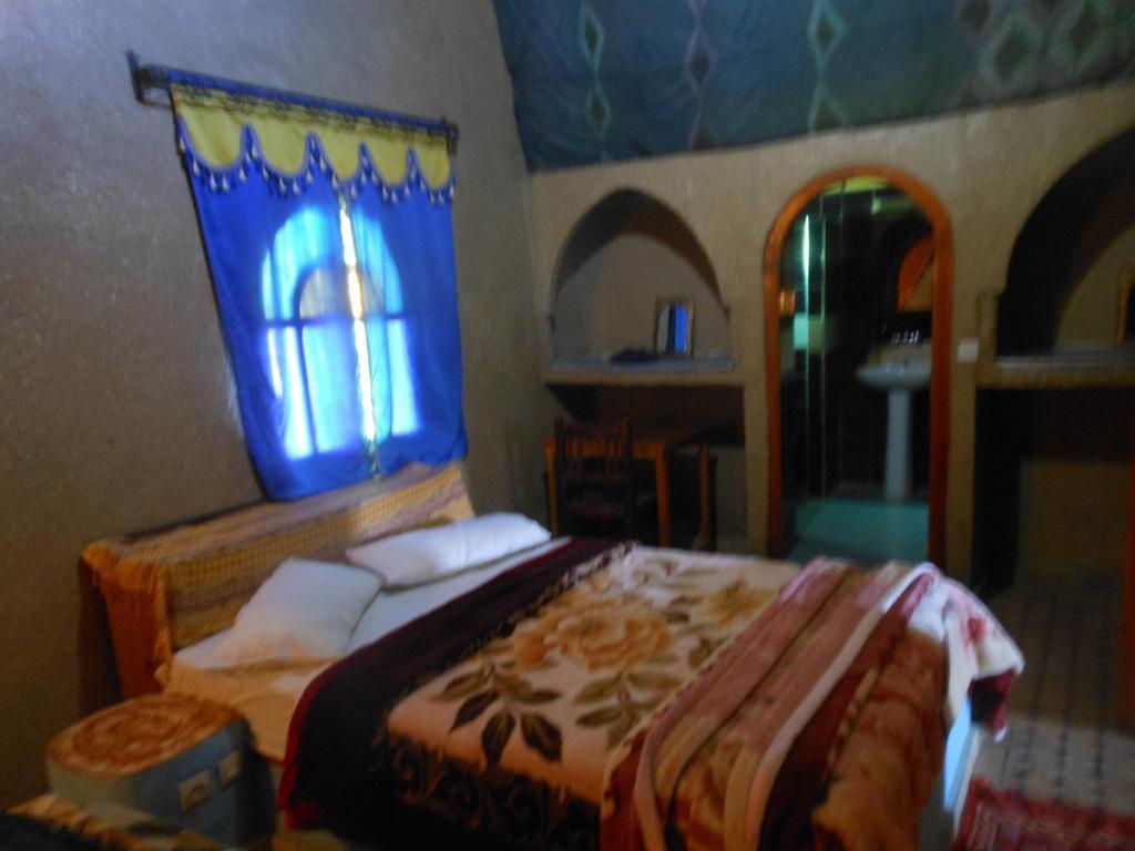 מרזאוגה Riad Aicha & Camel Trekking מראה חיצוני תמונה