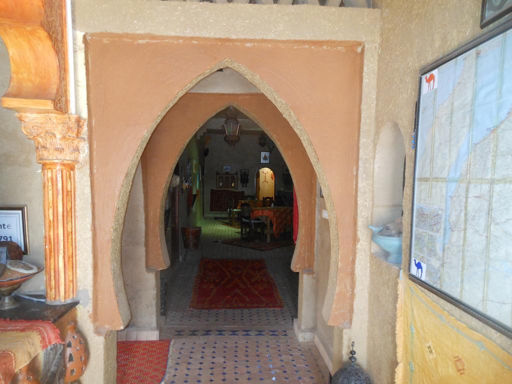 מרזאוגה Riad Aicha & Camel Trekking מראה חיצוני תמונה