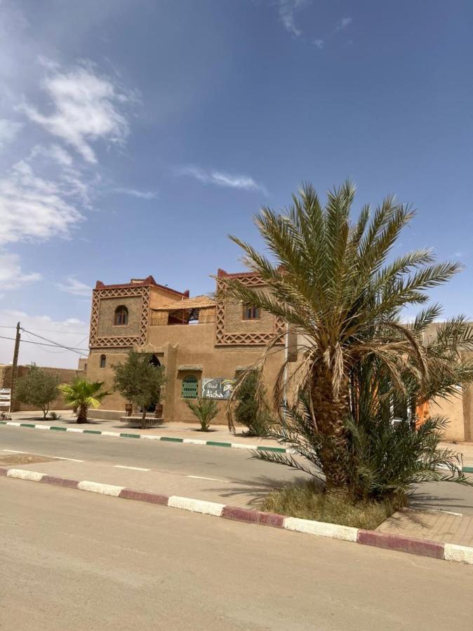 מרזאוגה Riad Aicha & Camel Trekking מראה חיצוני תמונה