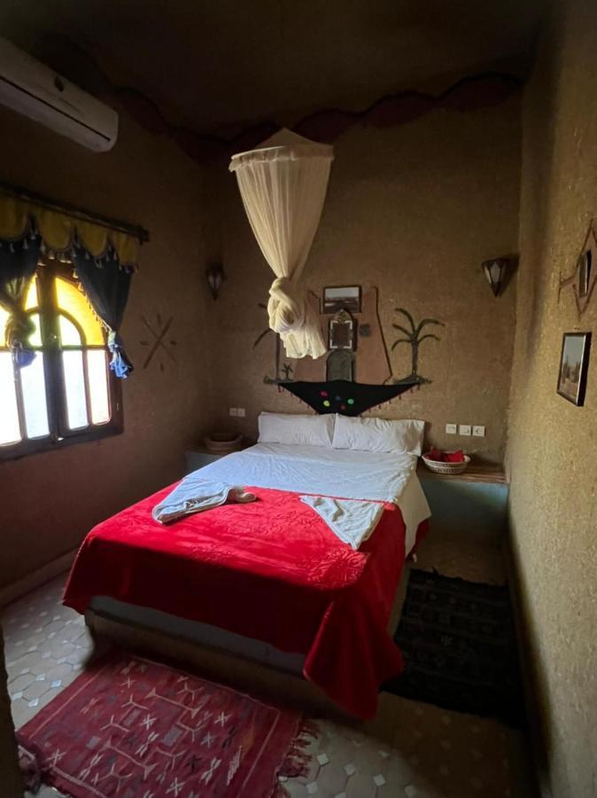 מרזאוגה Riad Aicha & Camel Trekking מראה חיצוני תמונה