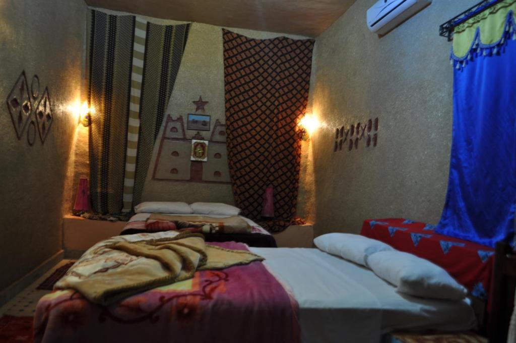 מרזאוגה Riad Aicha & Camel Trekking חדר תמונה