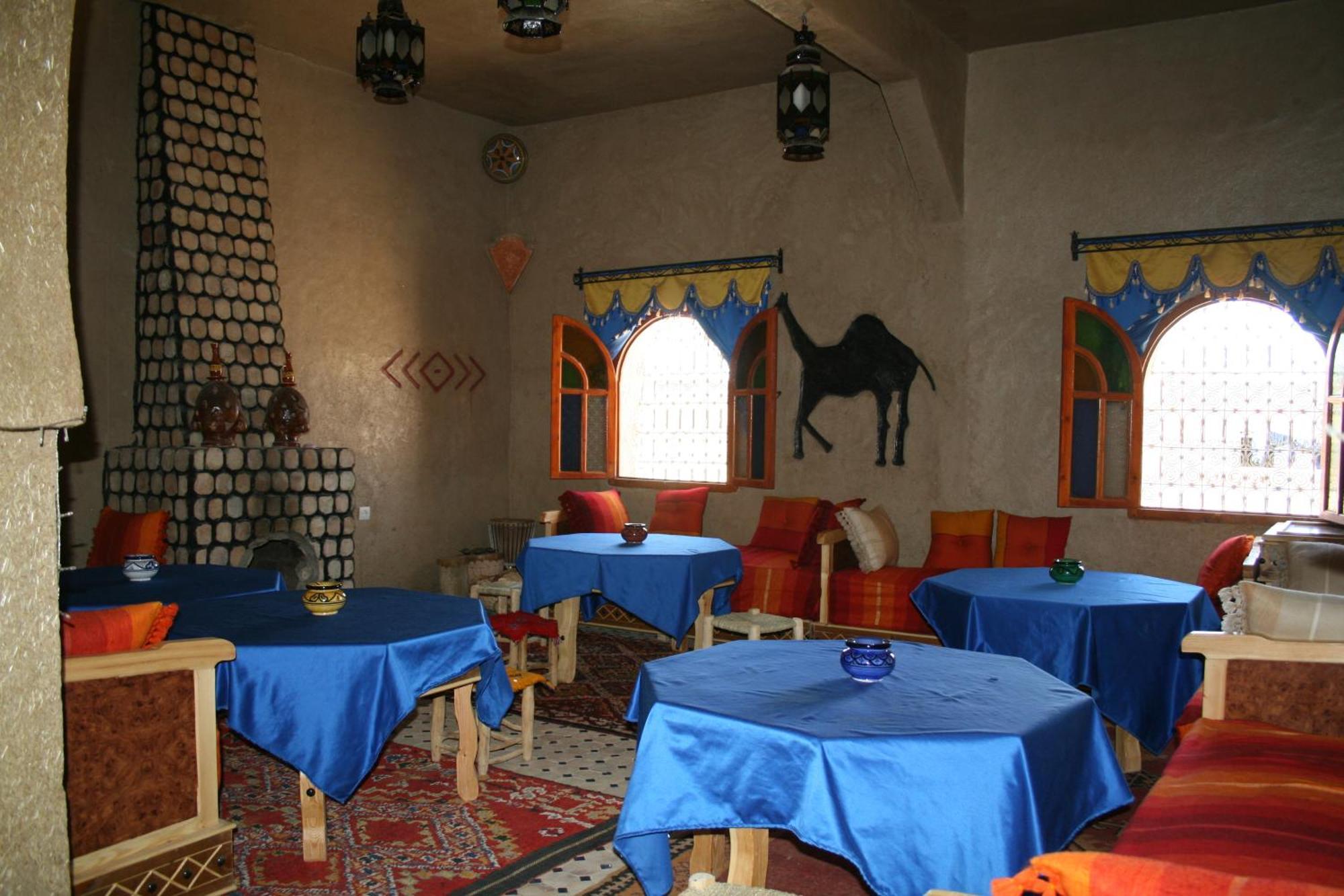 מרזאוגה Riad Aicha & Camel Trekking מראה חיצוני תמונה