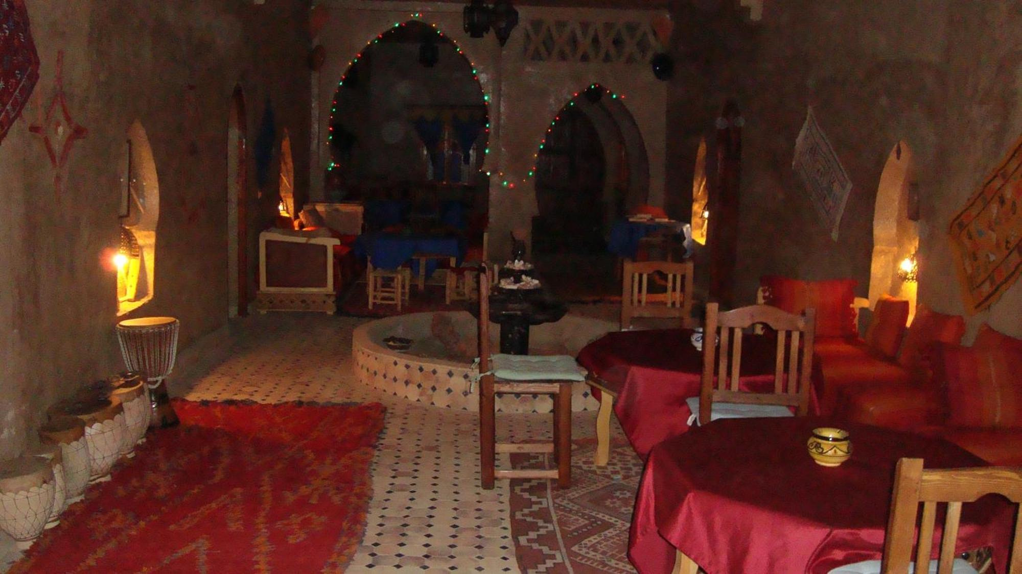 מרזאוגה Riad Aicha & Camel Trekking מראה חיצוני תמונה